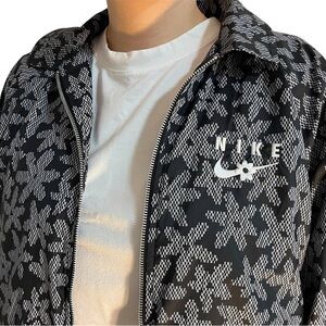 Nike Windbreaker Jacket